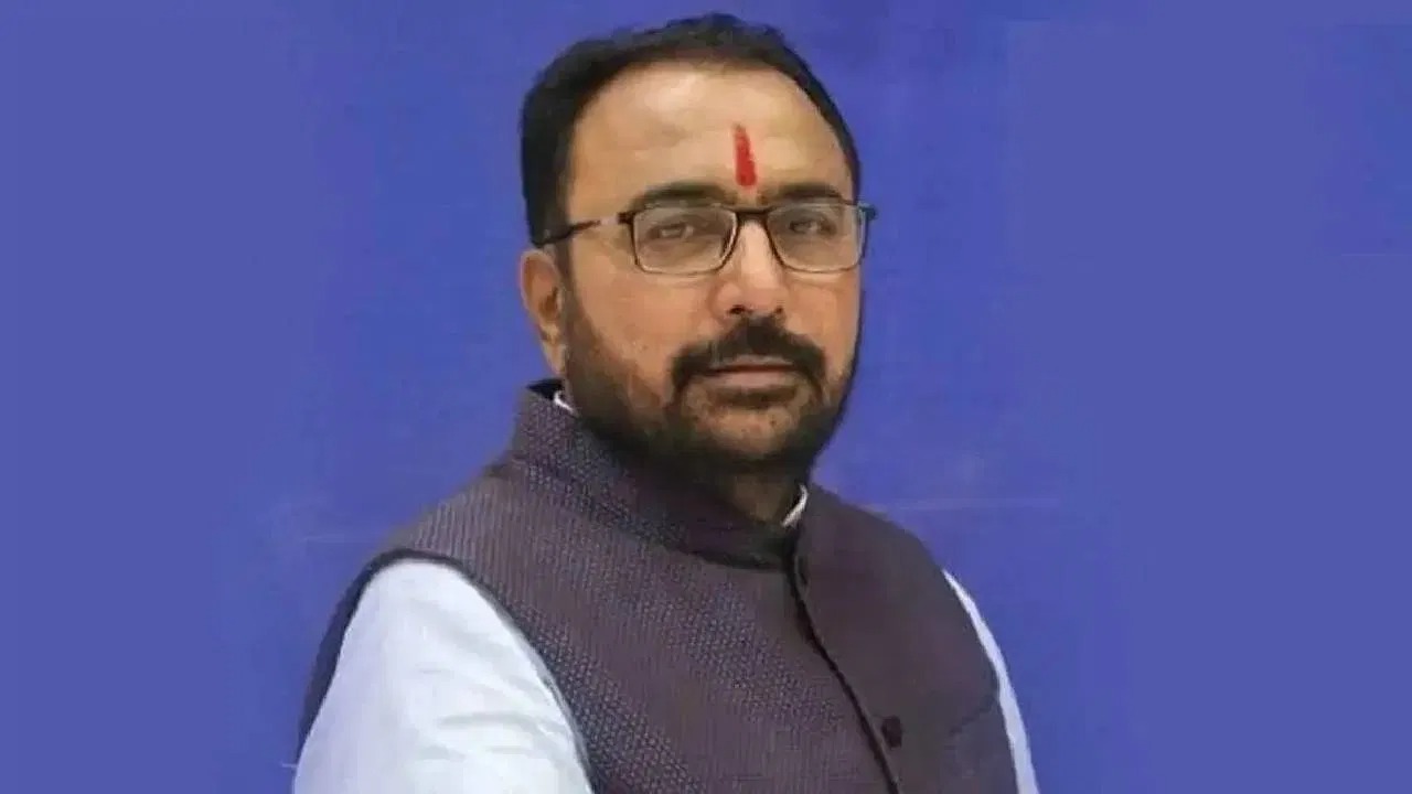  Shri Jadhav Prataprao Ganpatrao 