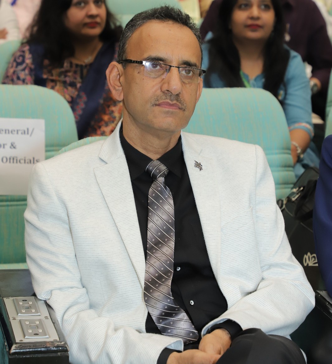  Vd. Sanjeev Sharma 